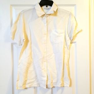 Woman's  Fashion  Top